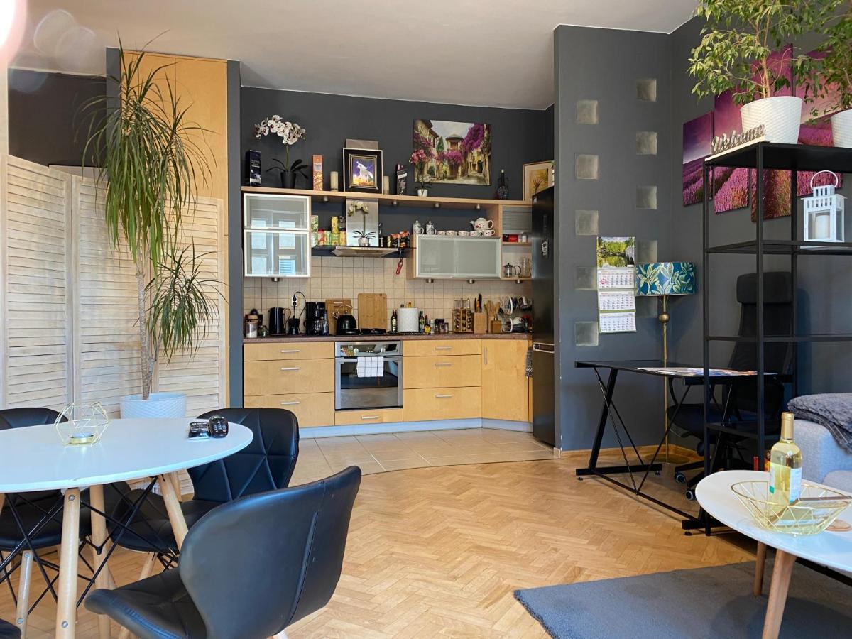 Apartament Przy Plazy W Centrum Gdyni - Prywatny Parking! Gdynia Eksteriør bilde