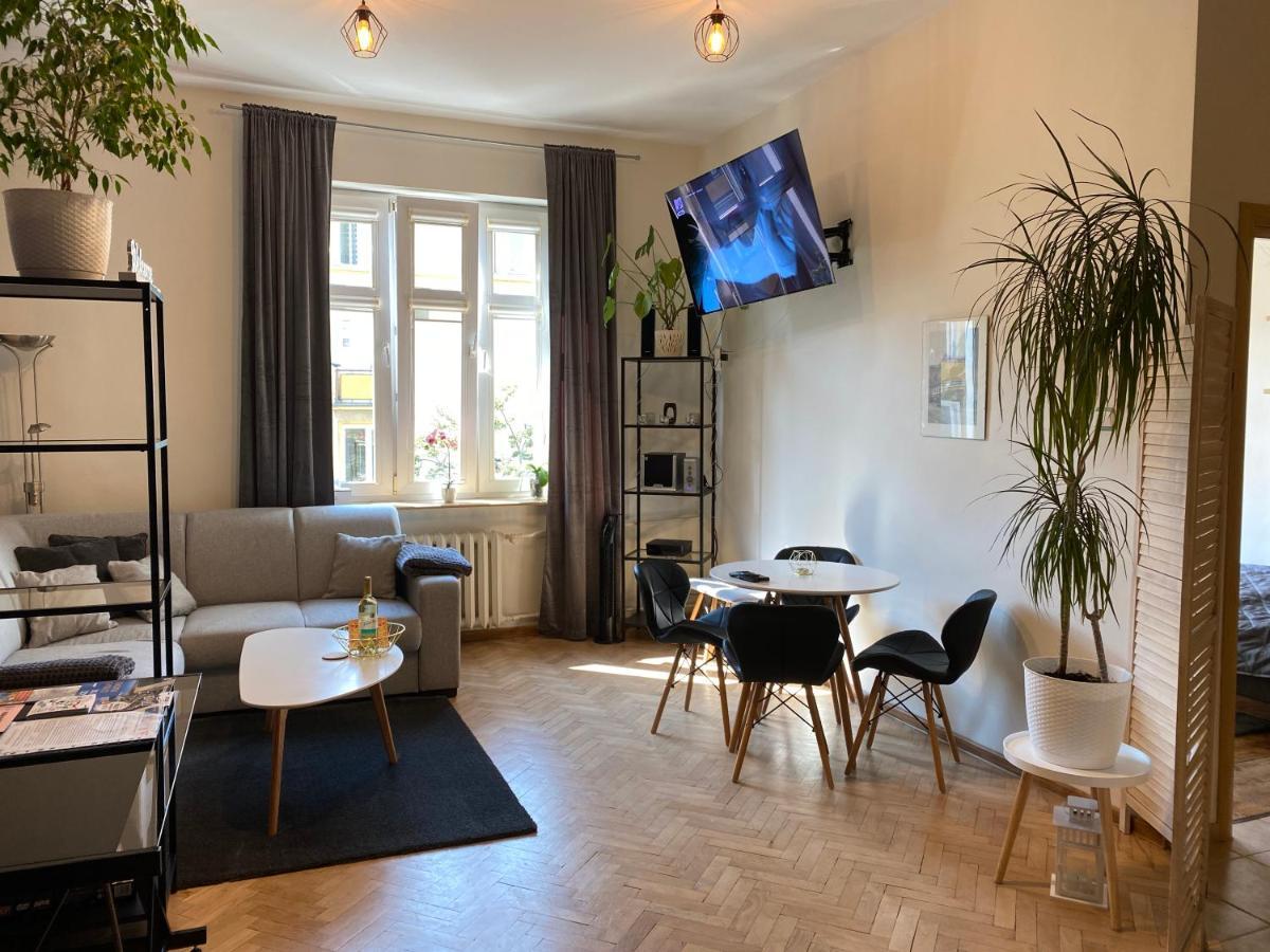 Apartament Przy Plazy W Centrum Gdyni - Prywatny Parking! Gdynia Eksteriør bilde